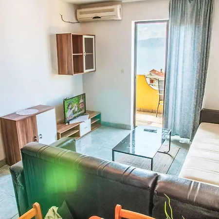 Apartman Stana-4 By Interhome